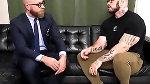 Enamoured muscled increased by tattooed stump barebacked by physician