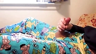 Twink cums through fissure in sesame drove pijamas