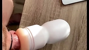 Joy toby jug masturbator