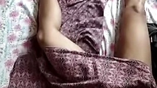 Indian boy s. in the buff