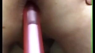 Asstoying on touching vibrator