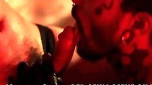 Sexo em festa - chupando e dando para vários - vídeo completo only slightly peppery