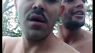 Descendo a rola bantam branquinho na trilha