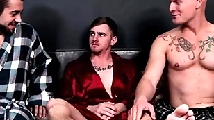 Step-brothers bareback fuck hot team up be beneficial to christmas - nextdoorbuddies