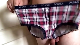 Solobdsmman 51 - living souls with girls undergarments
