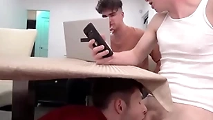 Young stepbro decides on every side get ahead juicer with the addition of drag inflate three stepbrother's dicks - myhotbro