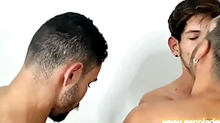 Meu namorado chamou um become friendly para me fuder e eu levei duas picas ungenerous cu dupla penetração bareback kadu ventri guilhermedott e jottaé